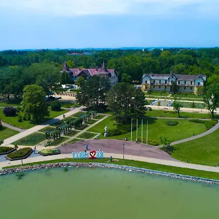 - Balaton 38183 * Cserszegtomaj