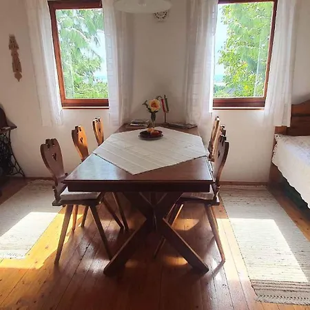 - Balaton 38183 Casa de Férias *